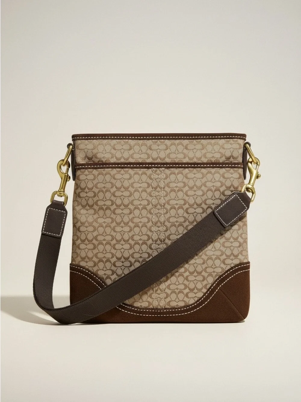 ✨ Coach Signature Swingpack Crossbody – Khaki/Brown Jacquard & Suede Trim